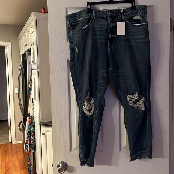 New Good American Good Girlfriend Distressed Raw Step Hem High Rise Jeans - Picture 4 of 9